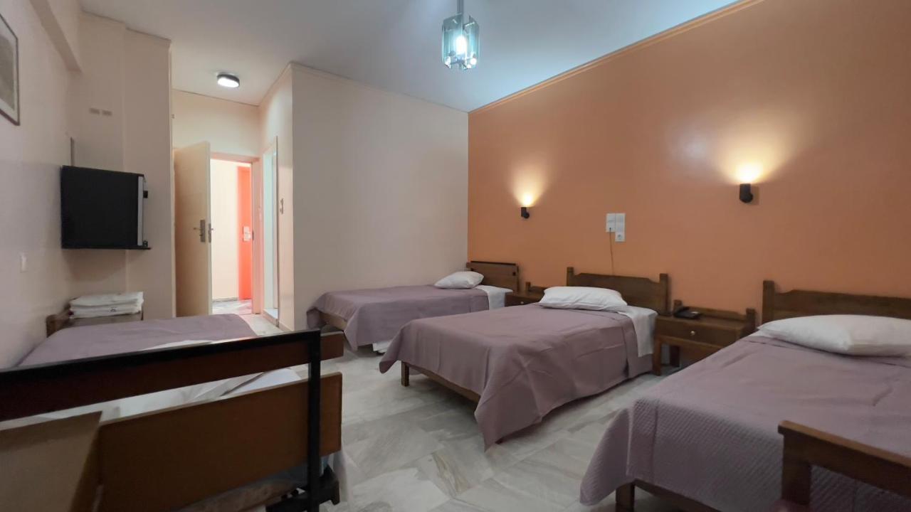 Cosmos Hotel 2*