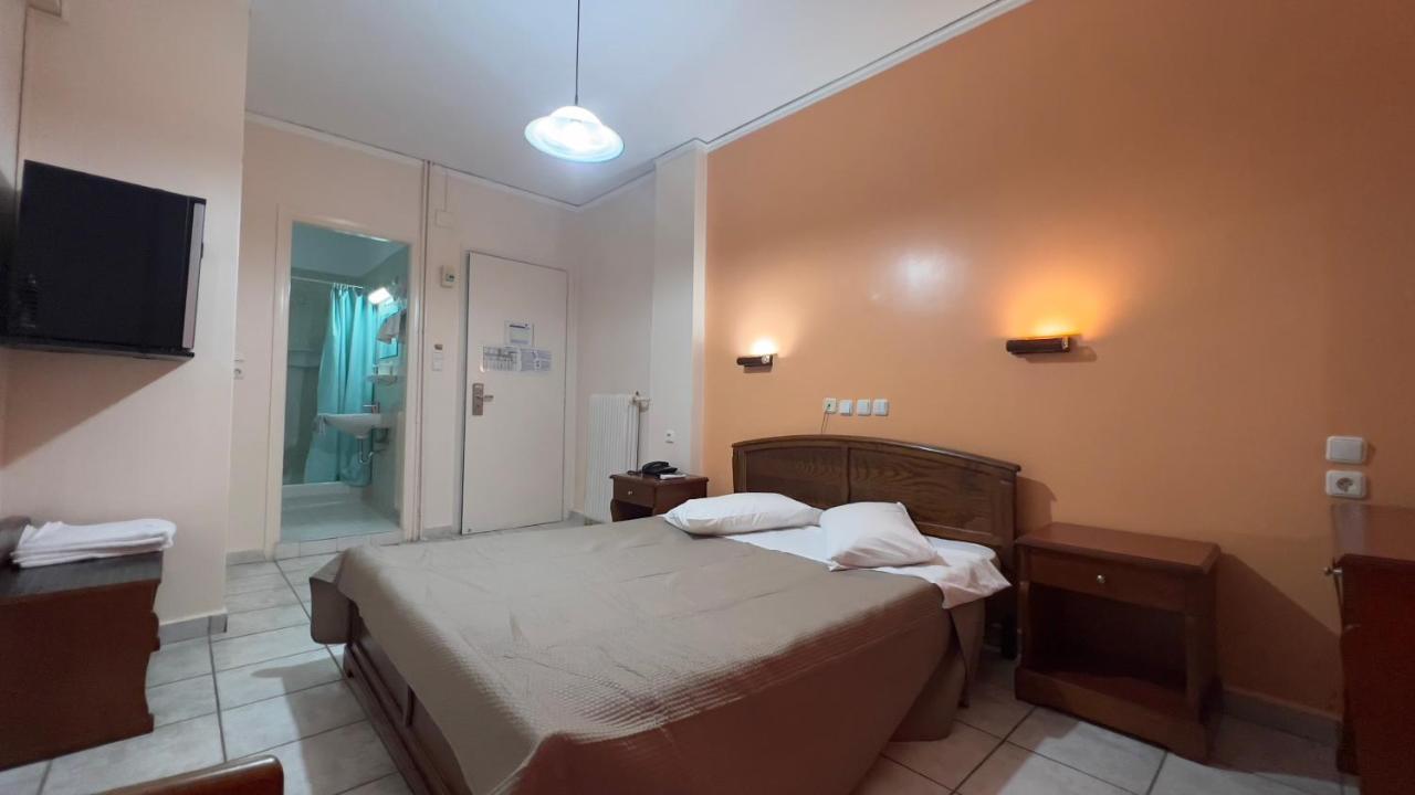 Hotel Cosmos 2*