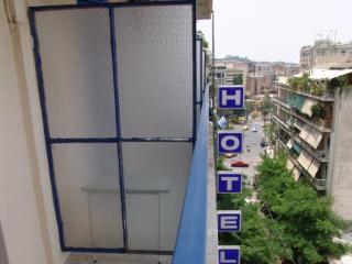 Hotel Cosmos